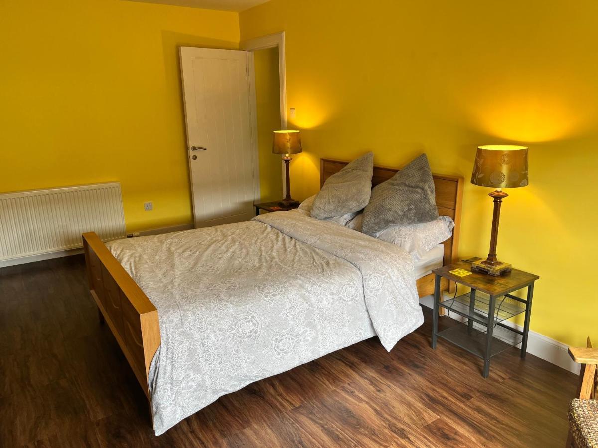 St John'S Town Of Dalry Glentress Apartment 1 Екстериор снимка